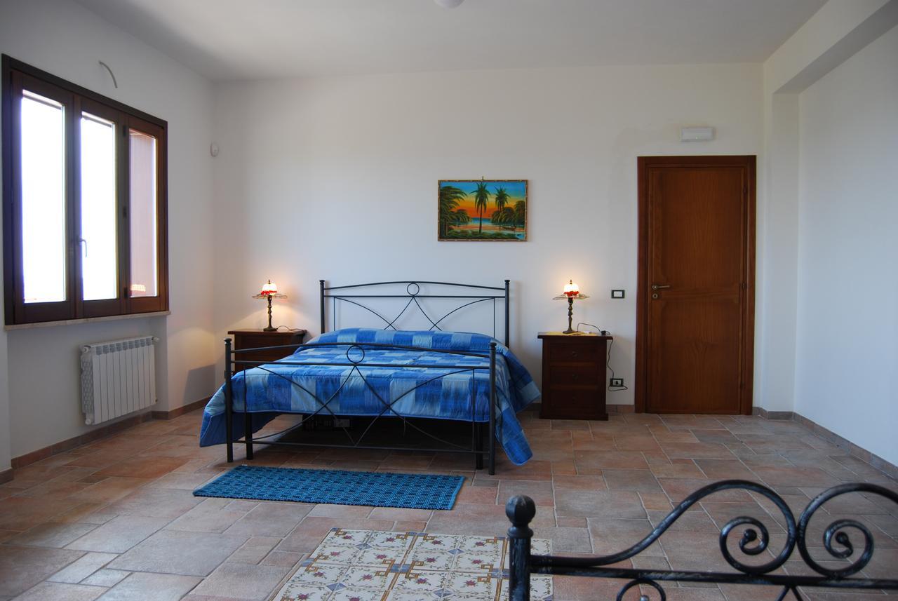 Bed and Breakfast In Sicilia Da Ciro Vita Екстер'єр фото