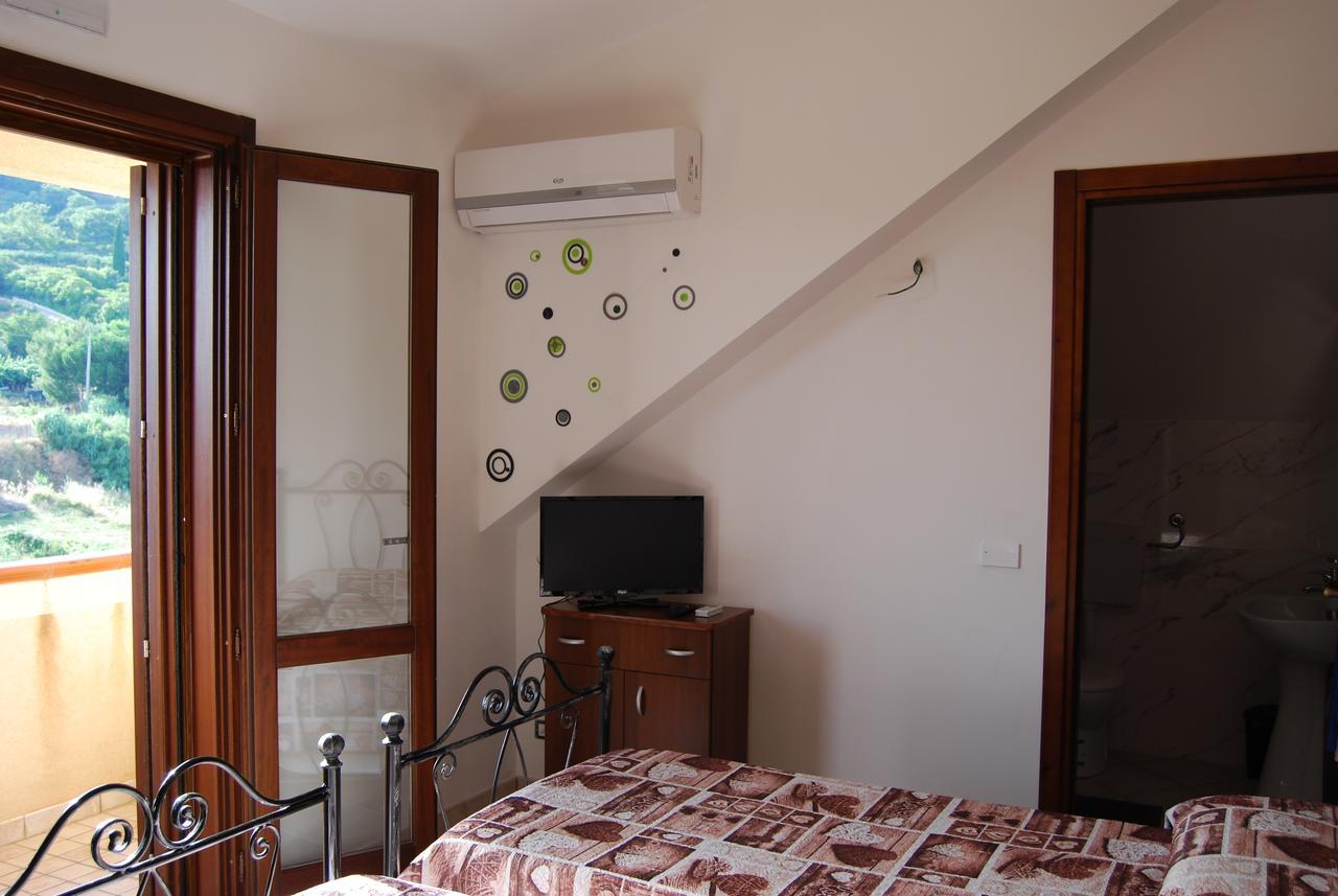 Bed and Breakfast In Sicilia Da Ciro Vita Екстер'єр фото